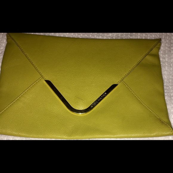 NWOT Steve Madden clutch.  Lovely yellow. - Picture 2 of 4